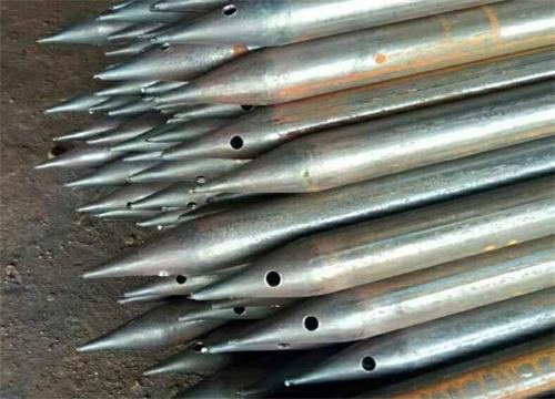 乌拉特后隧道钢花管现货