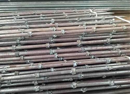 乌拉特后隧道钢花管